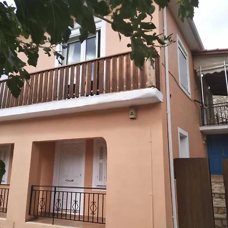 Aggelos House In Dom wakacyjny