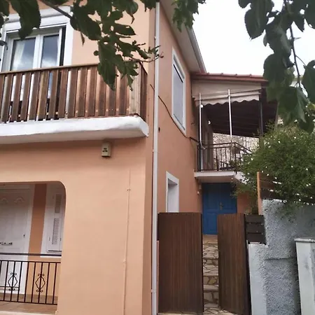 Aggelos House In Dom wakacyjny